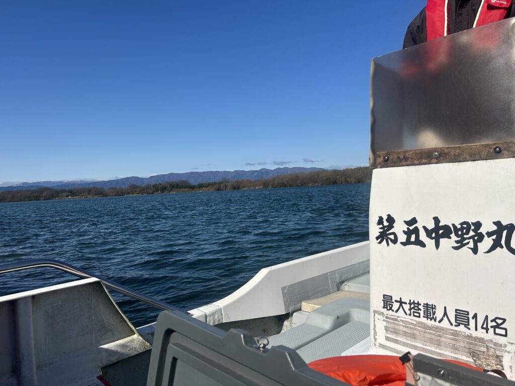 新しい橋と、最後の渡し船